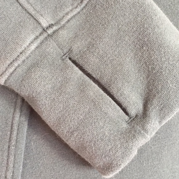 Lululemon pullover - Picture 6 of 8